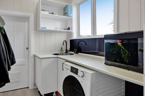 Photo of property in 29 Clifford Road, Eltham, 4322