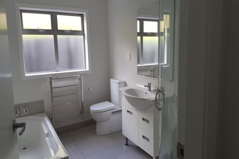 Photo of property in 442 Cambridge Terrace, Naenae, Lower Hutt, 5011