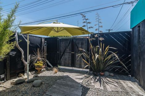 Photo of property in 14 Elizabeth Street, Waikanae, 5036