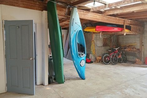 Photo of property in 17 Half Mile Road, Tuatapere, 9620