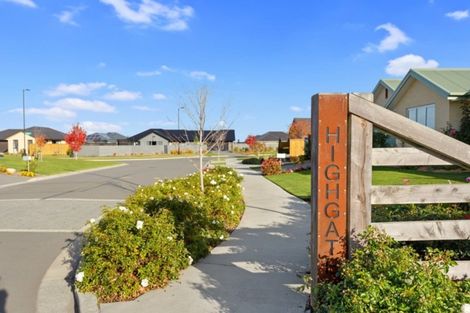 Photo of property in 8 Watkins Drive, Rangiora, 7400