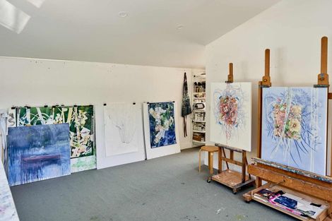 Photo of property in 386 Muritai Road, Eastbourne, Lower Hutt, 5013