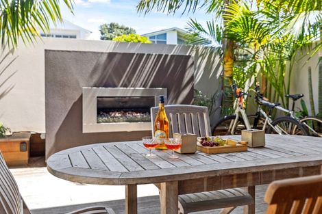 Photo of property in 143a Oceanview Road, Mount Maunganui, 3116