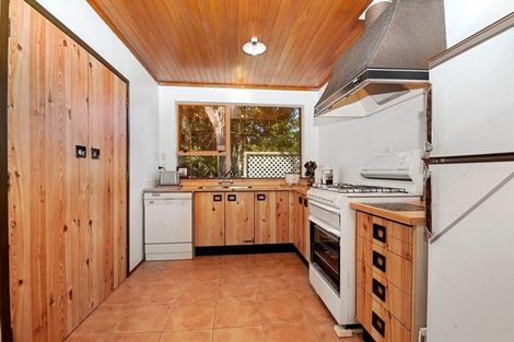 Photo of property in 45 Daffodil Street, Titirangi, Auckland, 0604