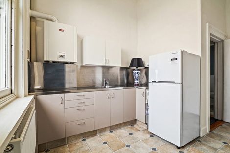 Photo of property in 5 Smith Street, Dunedin Central, Dunedin, 9016