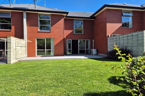 Photo of property in 15 Athol Terrace, Upper Riccarton, Christchurch, 8041