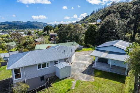 Photo of property in 43 Petrie Street, Wainuiomata, Lower Hutt, 5014