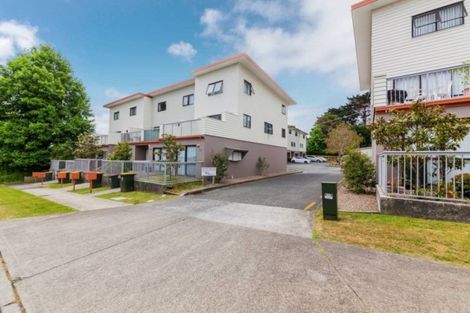 Photo of property in 15/46 Carlos Drive, Flat Bush, Auckland, 2016