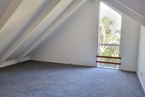 Photo of property in 2/54 Hungerford Road, Houghton Bay, Wellington, 6023