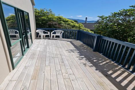Photo of property in 8 Trig Hill Terrace, Waikanae Beach, Waikanae, 5036