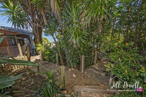 Photo of property in 36 Kilbraugh Street, Whakapirau, Maungaturoto, 0583