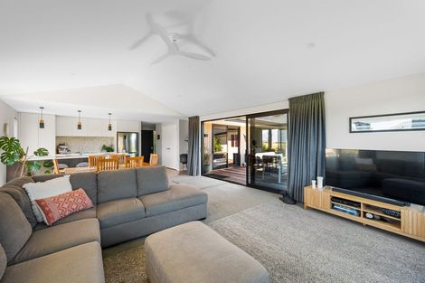 Photo of property in 8 Tahi Street, Albert Town, Wanaka, 9305
