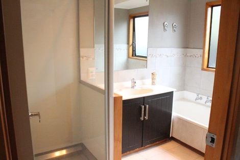 Photo of property in 41 Sunnyview Avenue, Shelly Park, Auckland, 2014