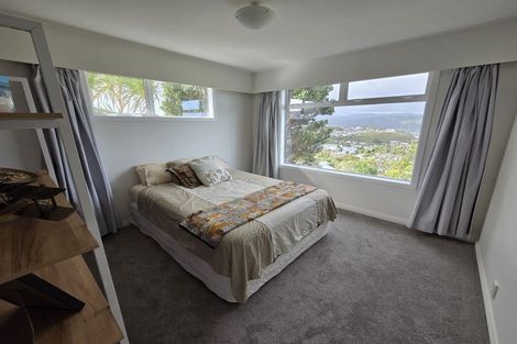 Photo of property in 35 Acacia Avenue, Maungaraki, Lower Hutt, 5010