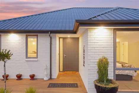 Photo of property in 52 Whitburn Avenue, Halswell, Christchurch, 8025