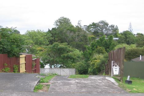 Photo of property in 33 Hellyers Street, Birkdale, Auckland, 0626