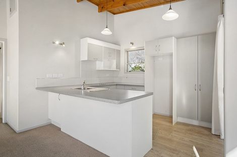 Photo of property in 27c Hamilton Road, Cambridge, 3434