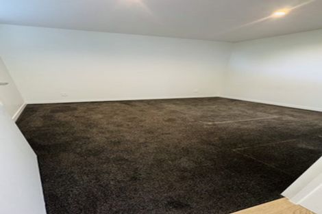 Photo of property in 1/324 Beach Road, Campbells Bay, Auckland, 0630