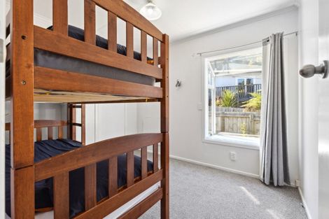 Photo of property in 22 Sunset Street, Hilltop, Taupo, 3330