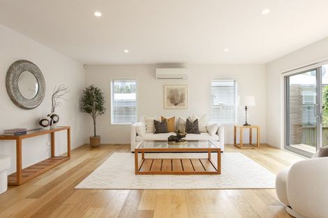 Photo of property in 89 Taikata Road, Te Atatu Peninsula, Auckland, 0610