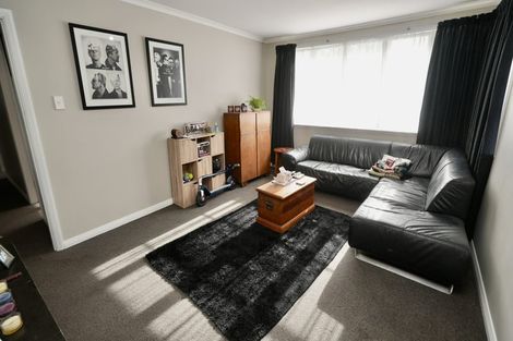 Photo of property in 8 Bristol Crescent, Roslyn, Palmerston North, 4414