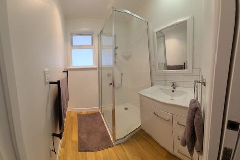 Photo of property in 8a Matama Road, Glen Eden, Auckland, 0602