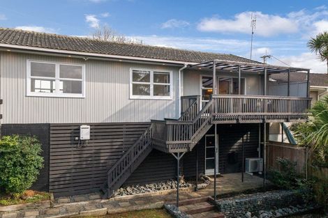 Photo of property in 1/649 Beach Road, Rothesay Bay, Auckland, 0630