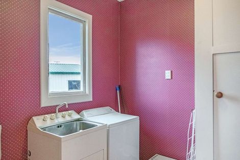 Photo of property in 56 Blaydon Street, Waikaia, 9778