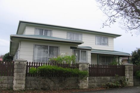 Photo of property in 15 Rosedale Crescent, Cloverlea, Palmerston North, 4412