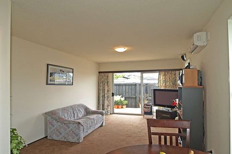 Photo of property in 2/145b Clarence Street, Riccarton, Christchurch, 8011