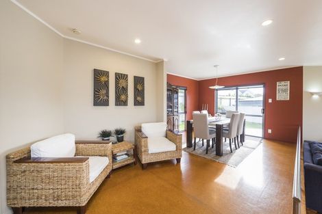 Photo of property in 5 Cobbe Crescent, Feilding, 4702