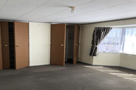 Photo of property in 32a Roseman Avenue, Mount Roskill, Auckland, 1041