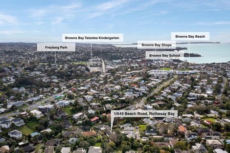 Photo of property in 1/649 Beach Road, Rothesay Bay, Auckland, 0630