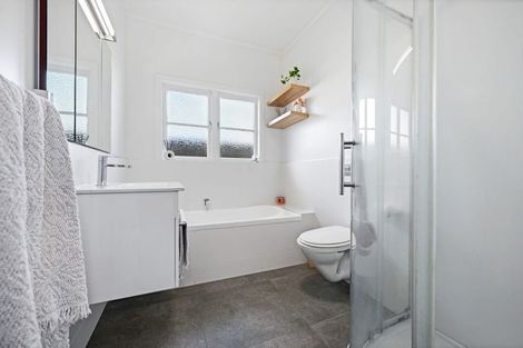 Photo of property in 31 Beerescourt Road, Beerescourt, Hamilton, 3200