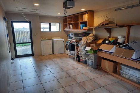 Photo of property in 5 Drumbeg Close, Flat Bush, Auckland, 2019