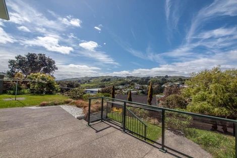 Photo of property in 46 Cranwell Street, Churton Park, Wellington, 6037