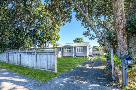 Photo of property in 67 Sturges Road, Henderson, Auckland, 0612