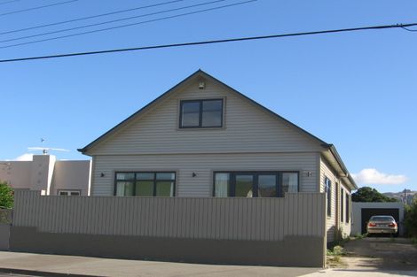 Photo of property in 21 William Street, Petone, Lower Hutt, 5012