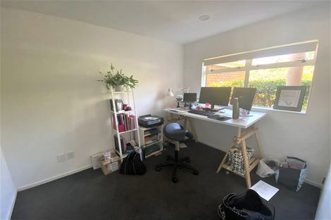 Photo of property in 70 Memorial Drive, Hamilton East, Hamilton, 3216