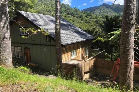 Photo of property in 53 Whatipu Road, Huia, Auckland, 0604