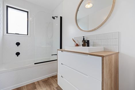 Photo of property in 17a Olivine Street, Poike, Tauranga, 3112