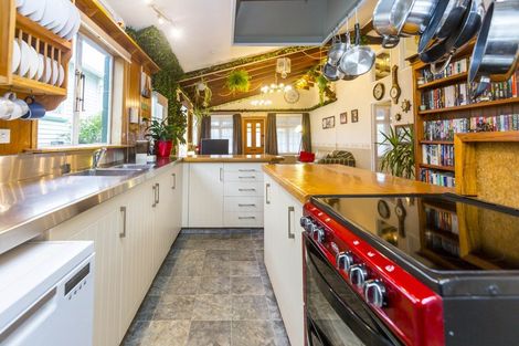 Photo of property in 54 Granville Street, Silverstream, Upper Hutt, 5019