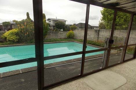Photo of property in 4 Paradise Place, Milson, Palmerston North, 4414
