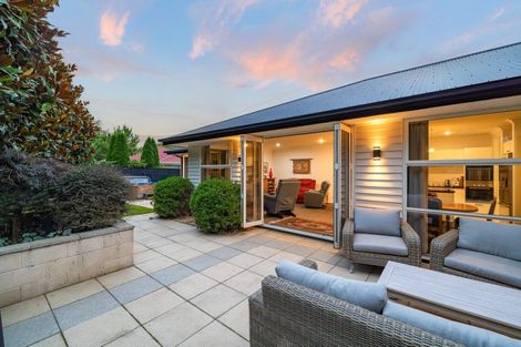 Photo of property in 11 Breton Close, Northwood, Christchurch, 8051