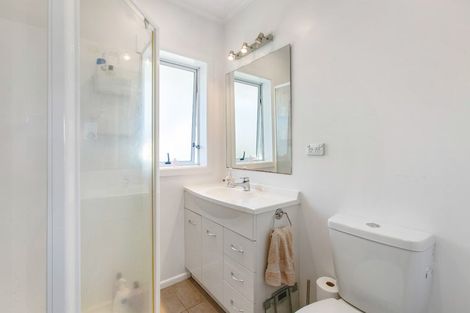 Photo of property in 2/84 Jutland Road, Hauraki, Auckland, 0622