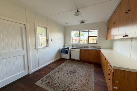 Photo of property in 176 Winchester Street, Levin, 5510