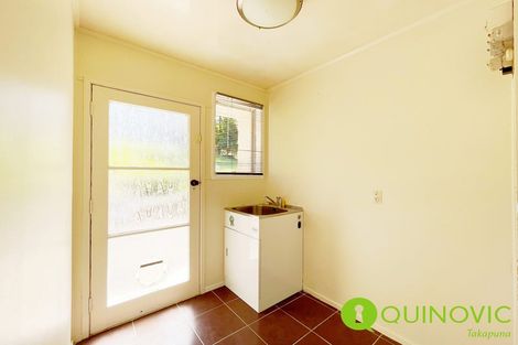 Photo of property in 13 Wanita Place, Totara Vale, Auckland, 0629