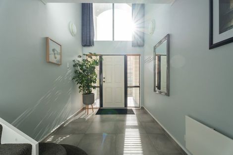 Photo of property in 7 Amesbury Drive, Churton Park, Wellington, 6037