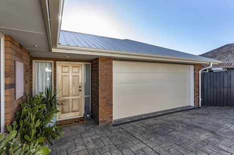 Photo of property in 267a Lake Terrace Road, Shirley, Christchurch, 8061