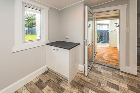 Photo of property in 4 Muir Street, Gonville, Whanganui, 4501